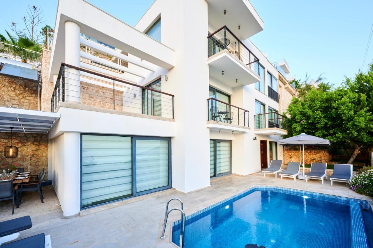 Luxus Villa Skyla Mit 5 Schlafzimmern & Meer-Blick Каш Екстер'єр фото