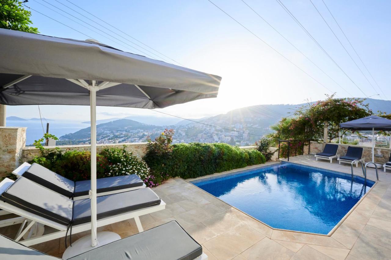 Luxus Villa Skyla Mit 5 Schlafzimmern & Meer-Blick Каш Екстер'єр фото