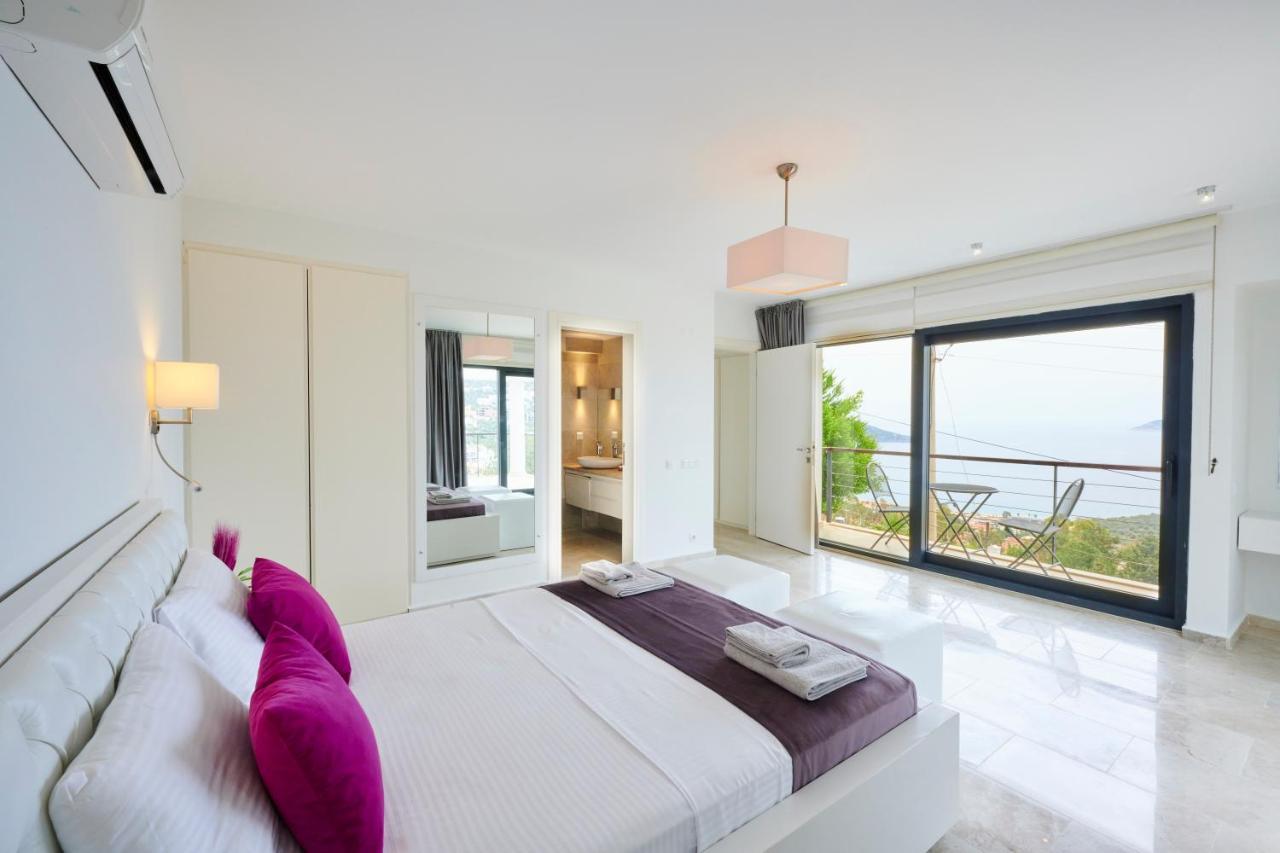 Luxus Villa Skyla Mit 5 Schlafzimmern & Meer-Blick Каш Екстер'єр фото