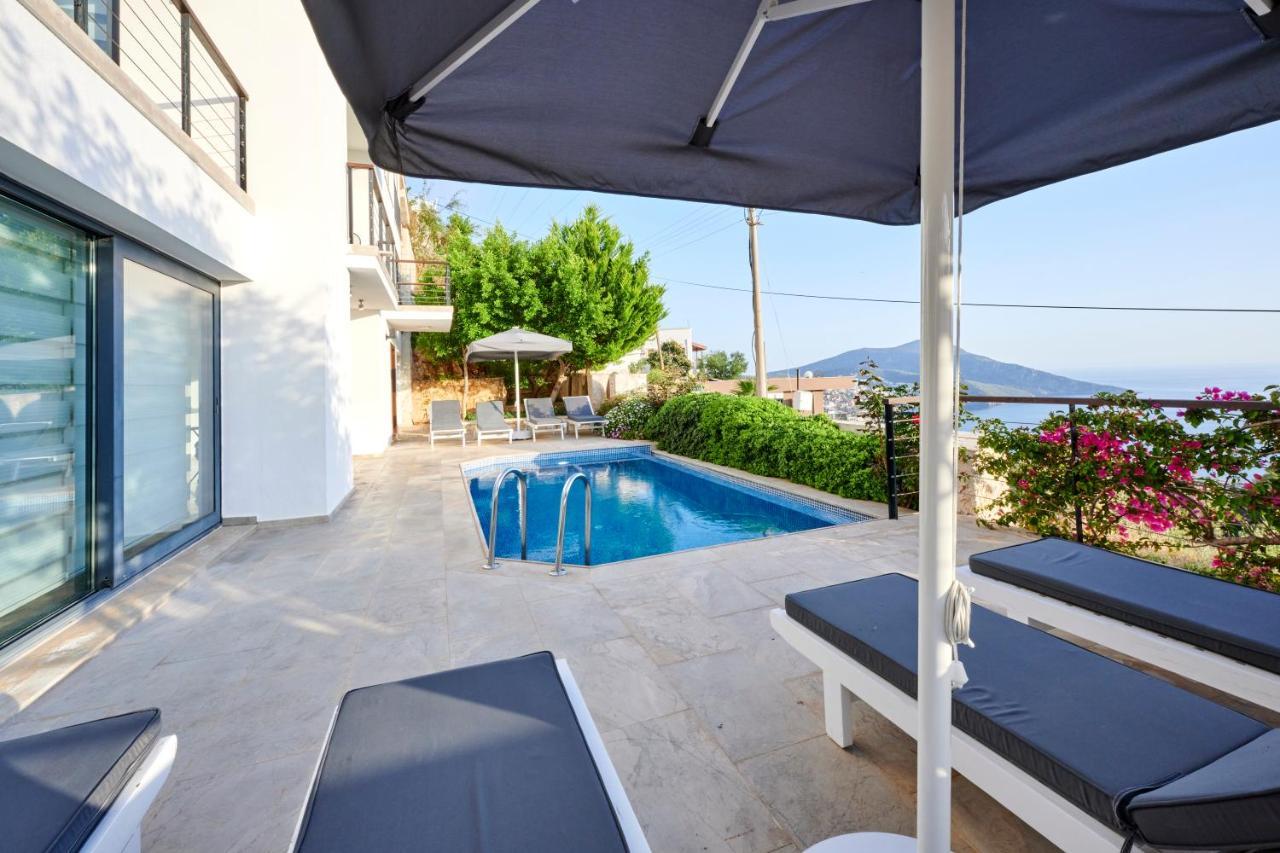 Luxus Villa Skyla Mit 5 Schlafzimmern & Meer-Blick Каш Екстер'єр фото