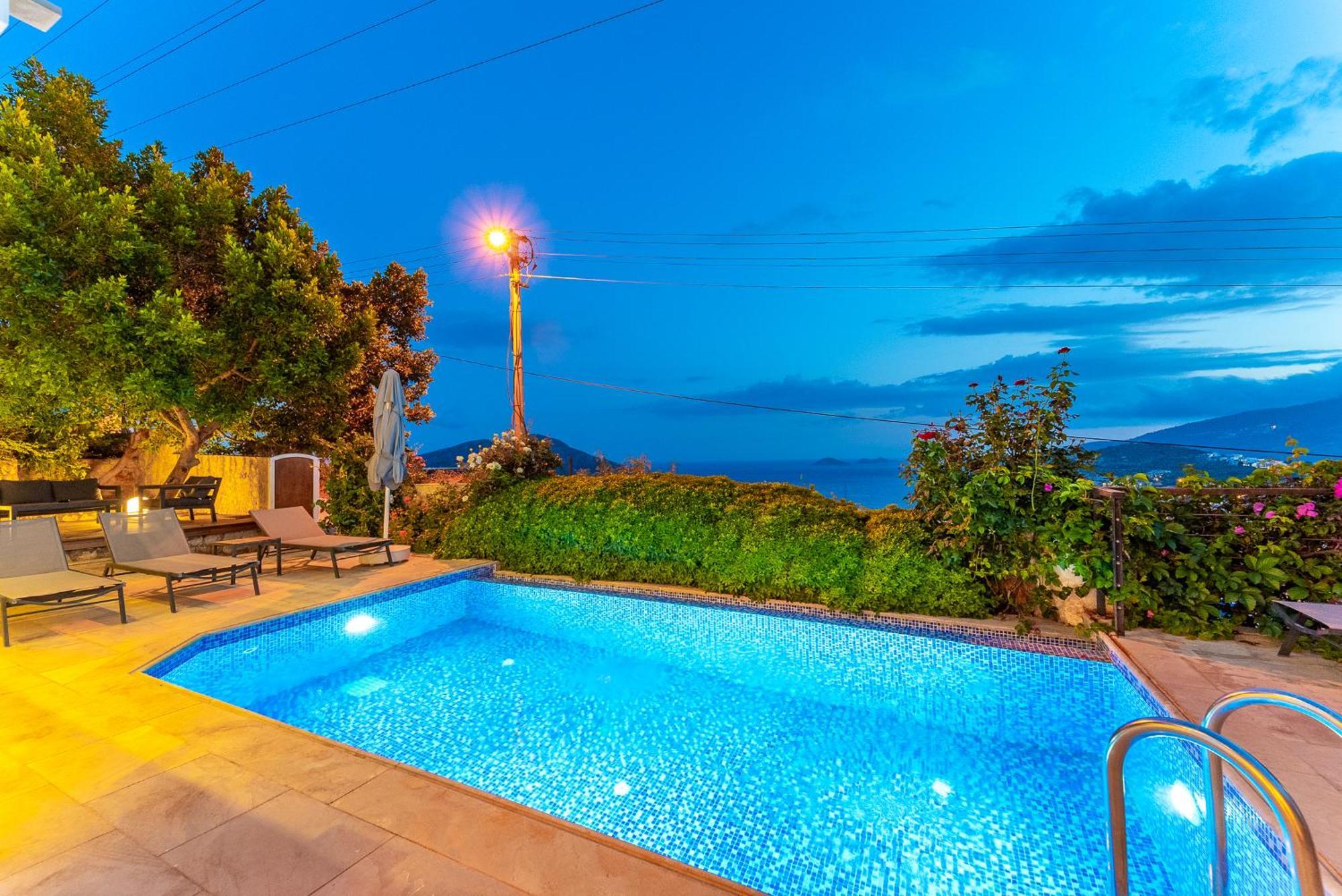 Luxus Villa Skyla Mit 5 Schlafzimmern & Meer-Blick Каш Екстер'єр фото